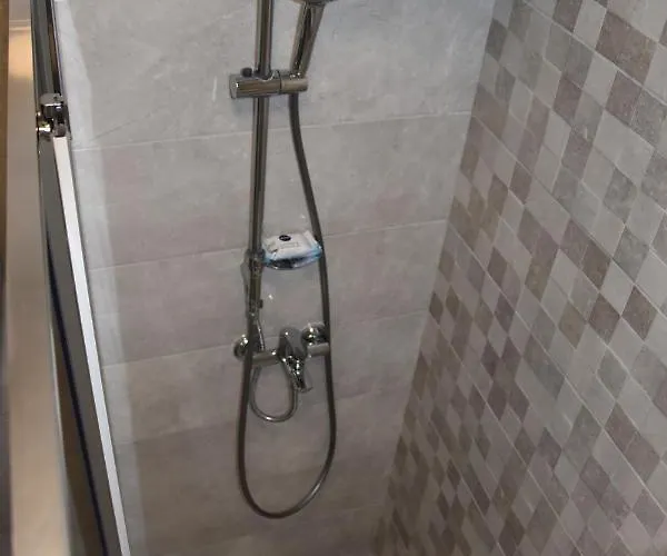 Sunny Summer アパート